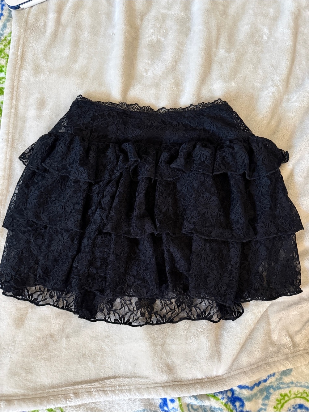 SHEIN Black Lace Tiered Ruffle Mini Skirt